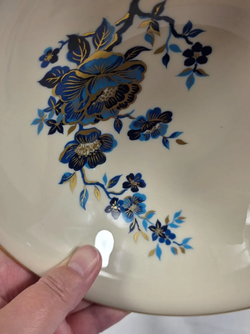 Lenox Pagoda Round Compote Ivory Background Blue & Gold Flowers